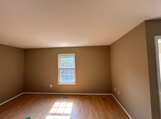 10207 Scarborough Commons Ct, Burke, VA 22015