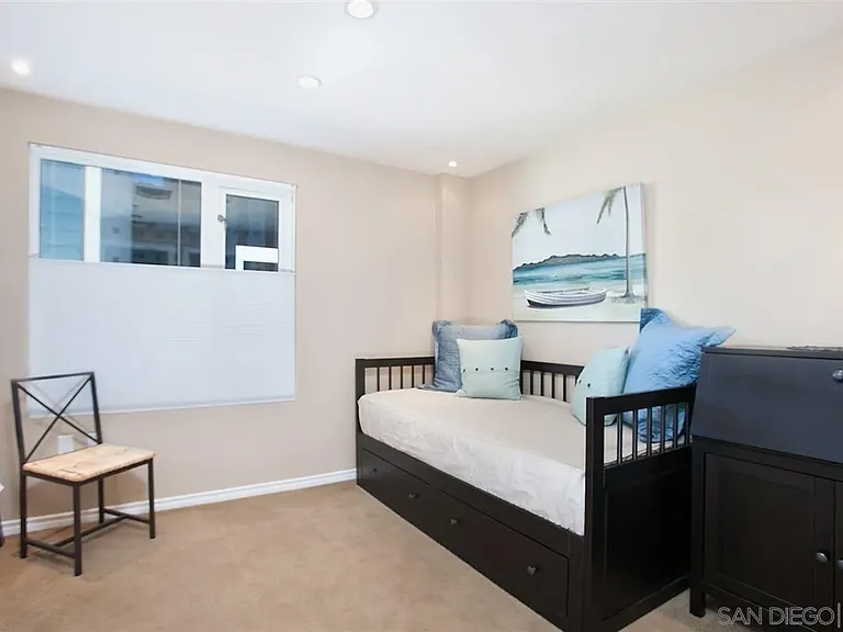 1240 India St #911 — Photo 7