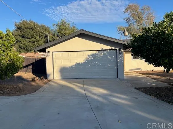 3032 Laurashawn Ln, Escondido, CA 92026