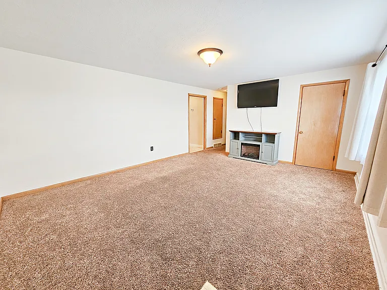 4292 Fort Rec Minster Rd — Photo 9
