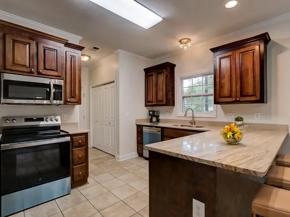 50 Nature Ln, Elgin, SC 29045