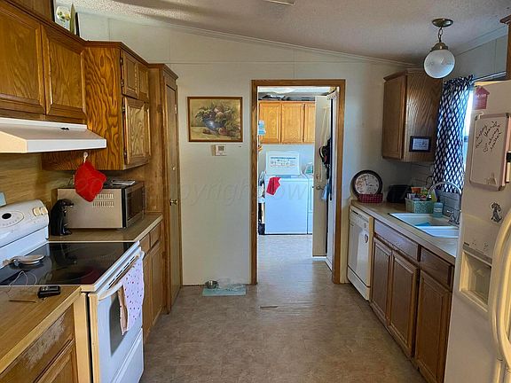 2nd image of 312 Goddard Ave