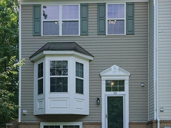 2nd image of 30 Flaxleaf Ct
