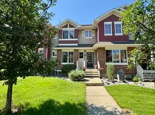 569 Watt Blvd SW #1A, Edmonton, AB T6X 0N4