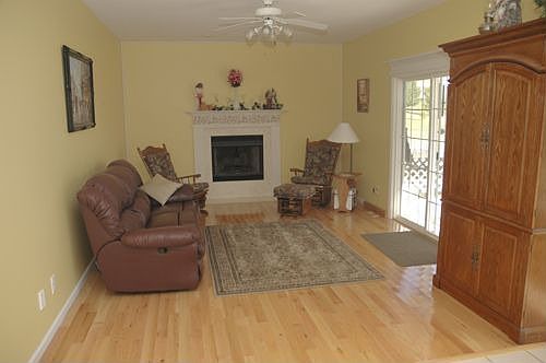 Family room with new oak hardwood floor