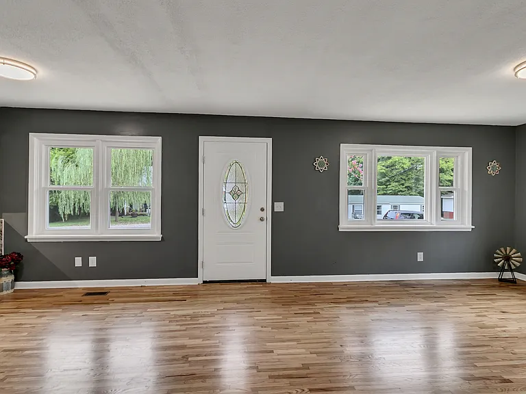 1013 Madison St — Photo 7