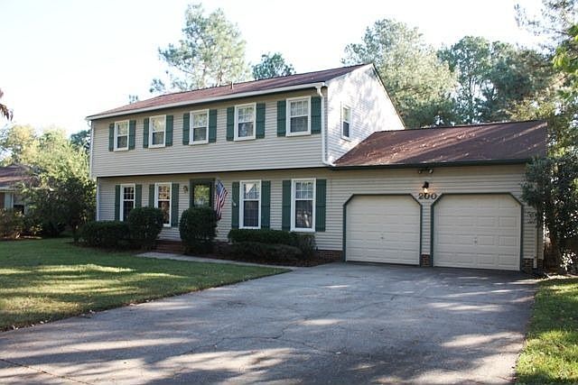 1st image of 200 Bayview Dr