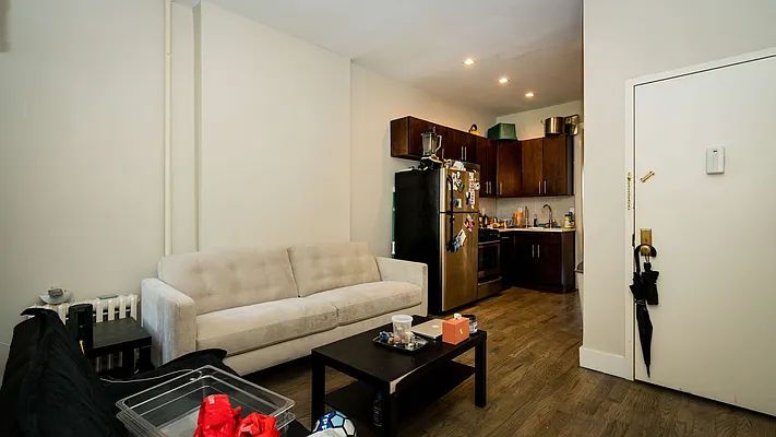 Rented by Nooklyn NYC LLC | media 2