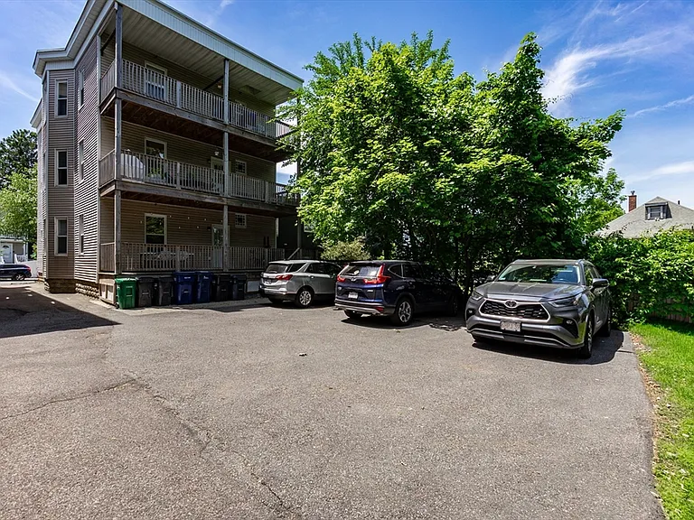 279 Concord Ave #2G — Photo 20