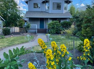 211 6th Ave, Kirkland, WA 98033