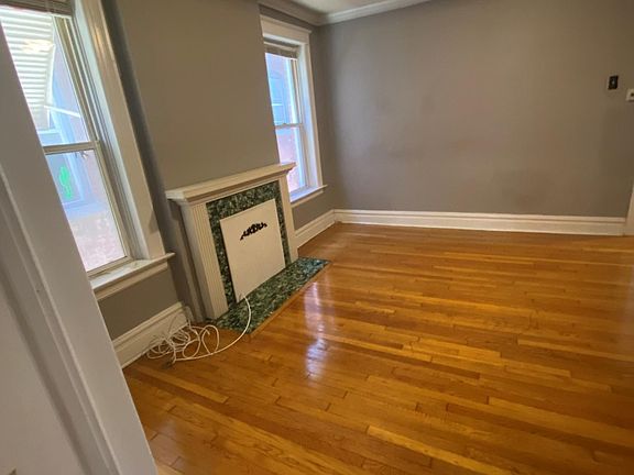 4th image of 3716 Wyoming St