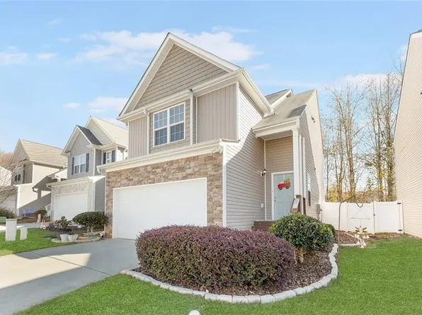 573 Arrowhead Dr, Dallas, GA 30132