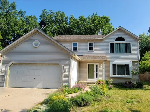 36658 Valley Ridge Dr, Eastlake, OH 44095