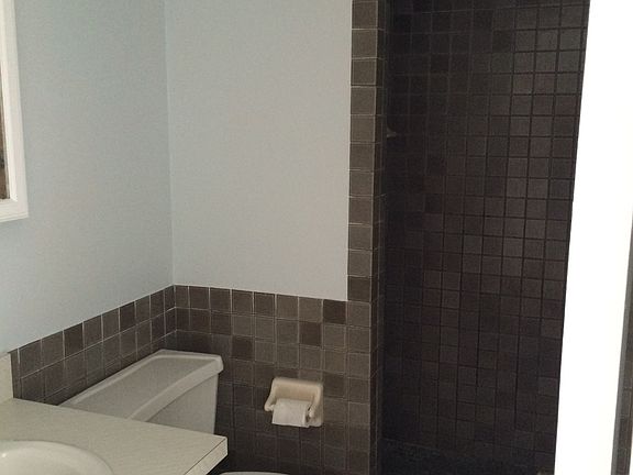 4th image of 1250 Denning Dr #216