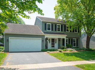 1903 Ronzheimer Ave, Saint Charles, IL 60174