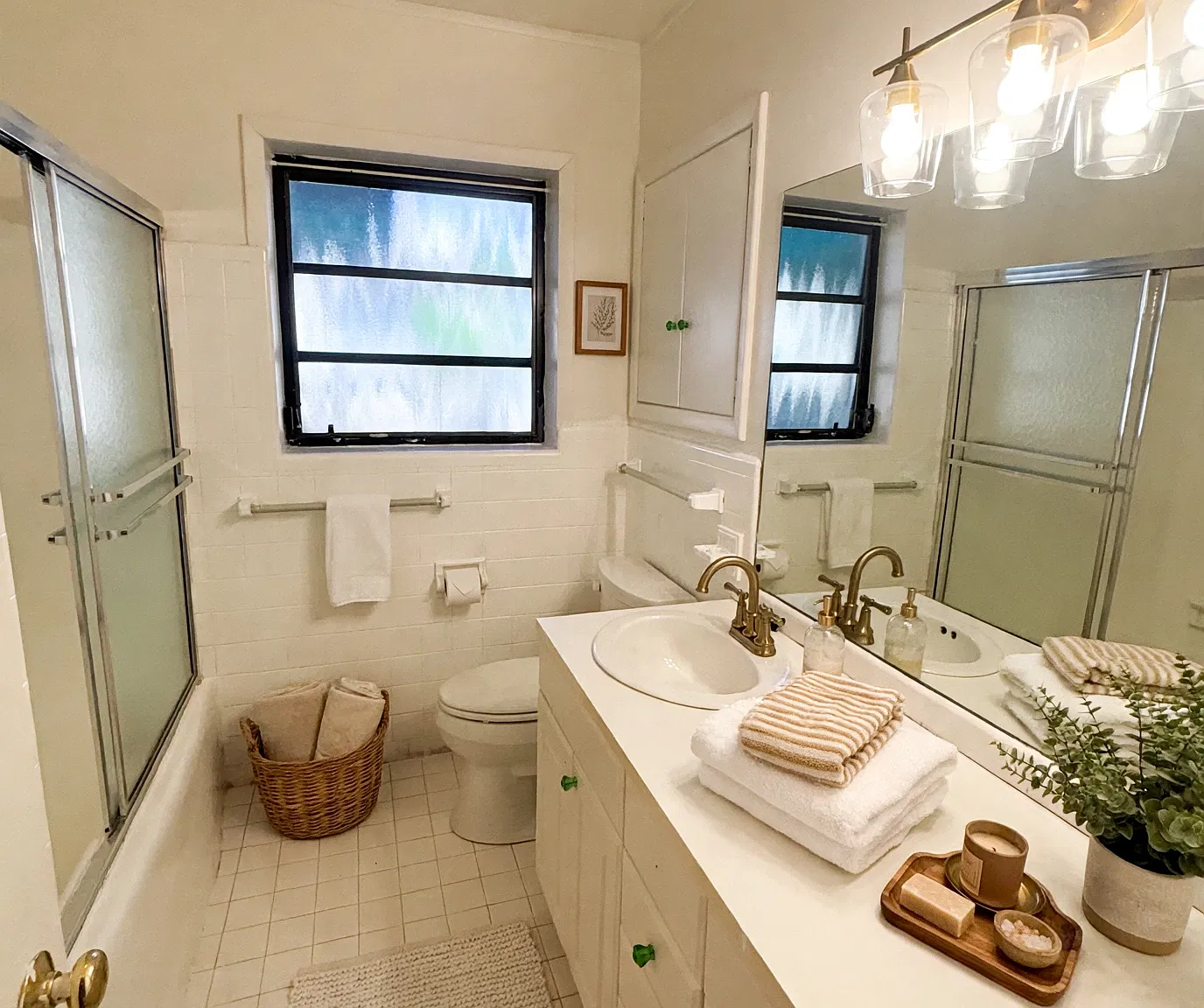 4 bed, 2.5 bath, 1898 sqft, $5,500 — Photo 3