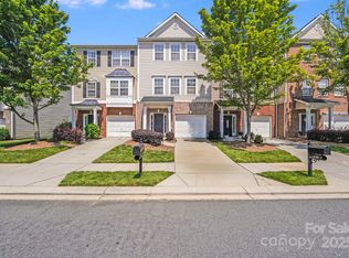9800 Walkers Glen Dr, Concord, NC 28027