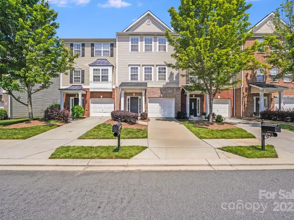 9800 Walkers Glen Dr, Concord, NC 28027