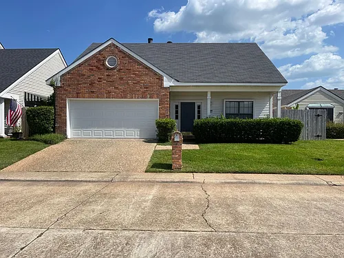 409 Teak Dr Photo 1