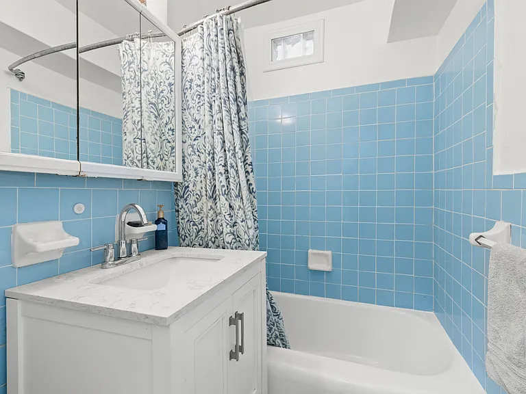 46-01 39th Ave #509 — Photo 7