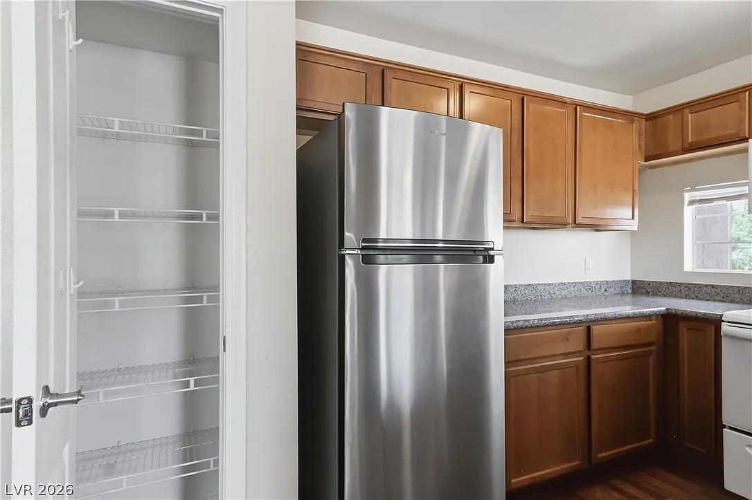 2 bed, 2.0 bath, 1005 sqft, $1,450 — Photo 1