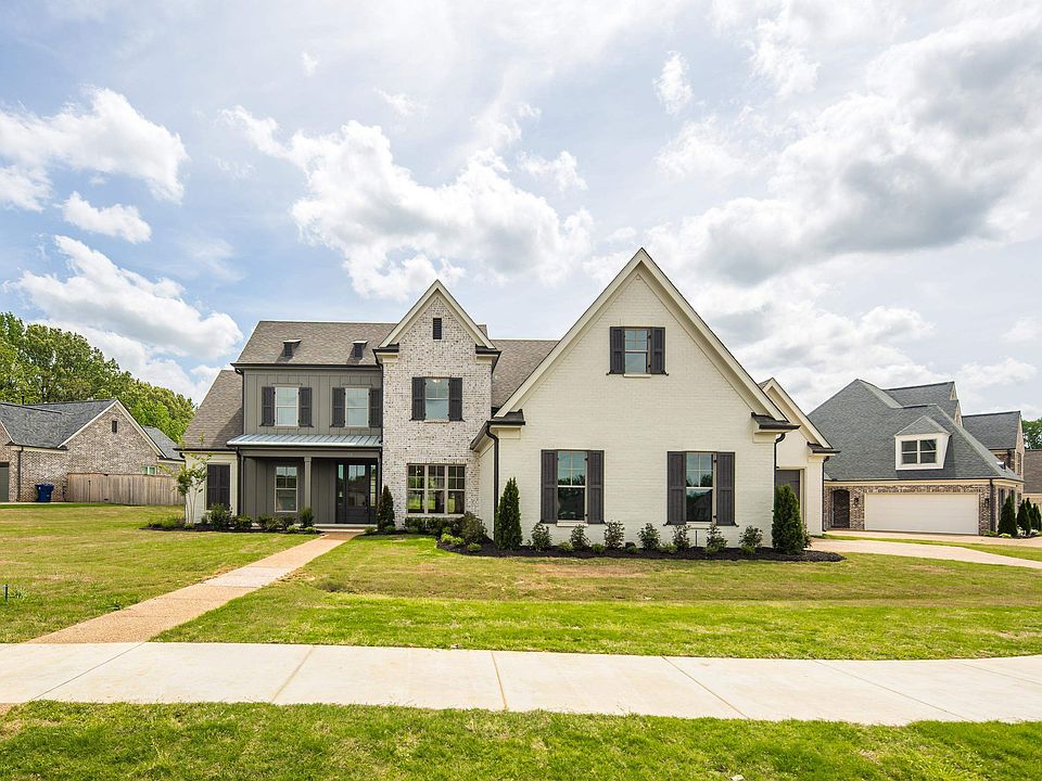 1st image of 90 Piper Hollow Dr