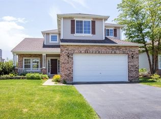 5440 Alexandria Dr, Lake In The Hills, IL 60156