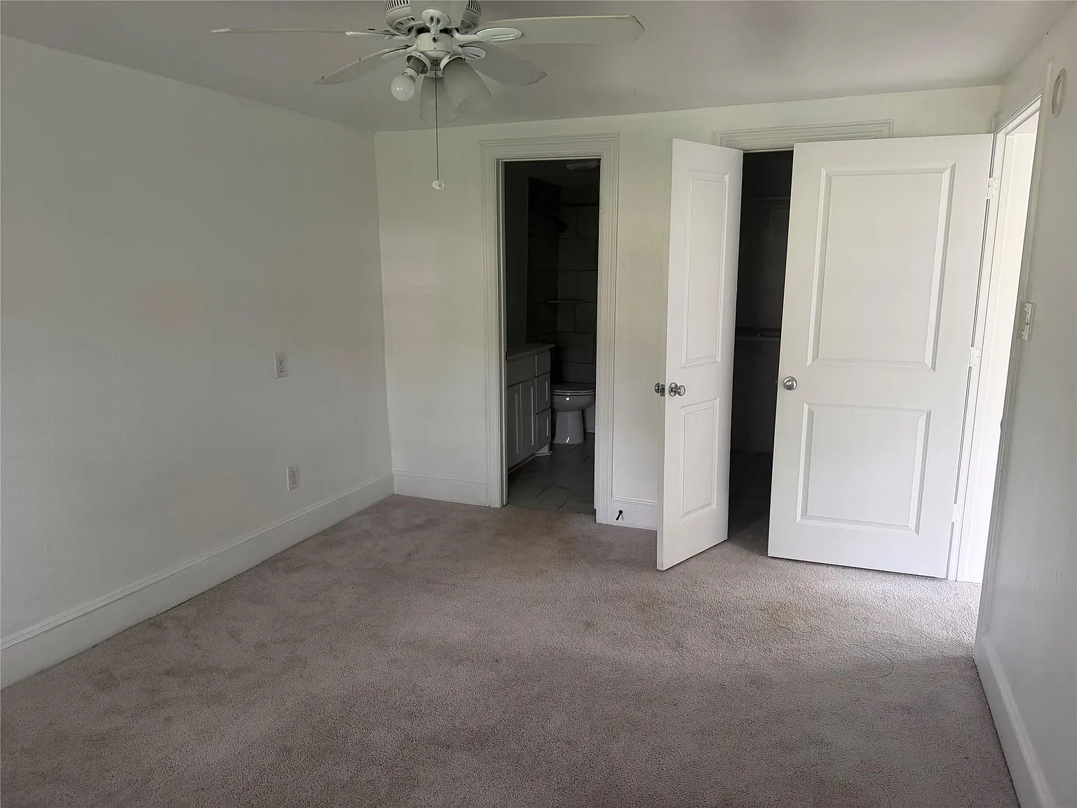 1 bed, 1.0 bath, 704 sqft, $1,200 — Photo 4
