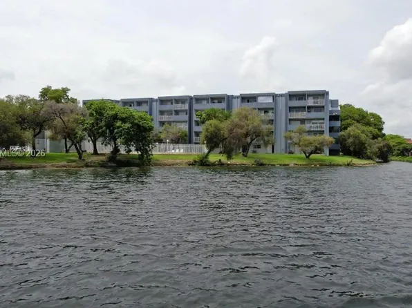 9375 Fontainebleau Blvd APT L315, Miami, FL 33172
