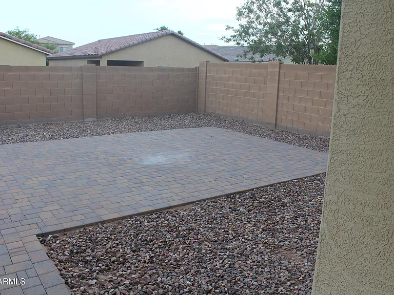 249 W Tropical Dr — Photo 17