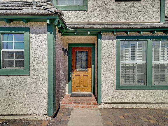 3rd image of 4071 Radbourne Ave