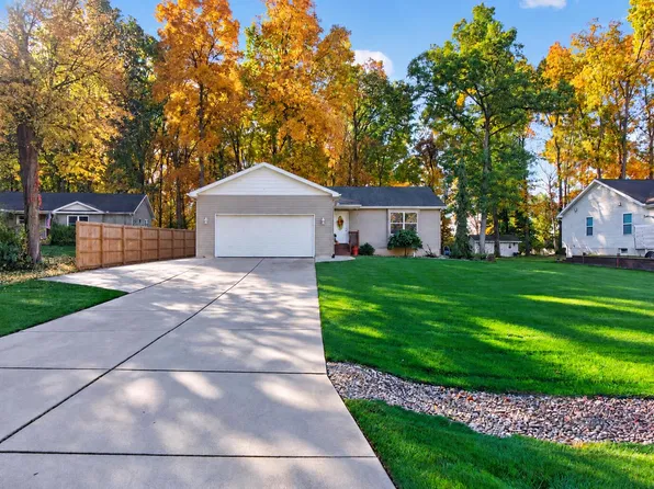 7695 El Cajon Ln, Jackson, MI 49201