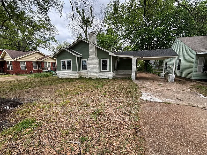 Building Photo - 882 Maple Dr