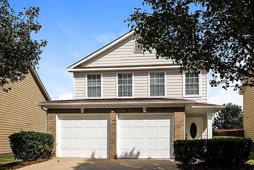 2436 Cornell Cir Photo 1