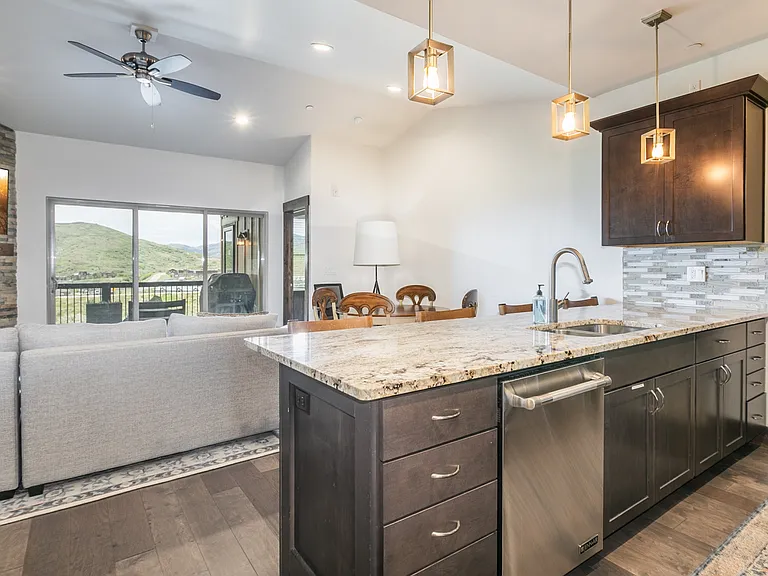 1115 W Wintercress Trl — Photo 21