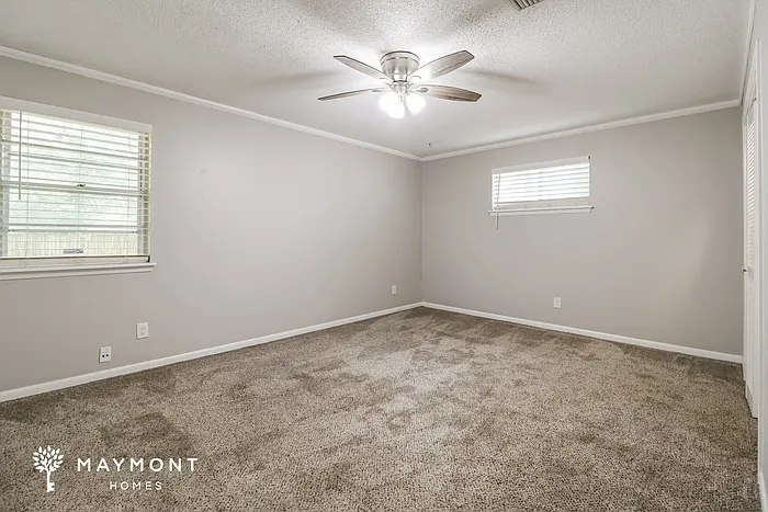 22 Single Oaks Dr — Photo 10