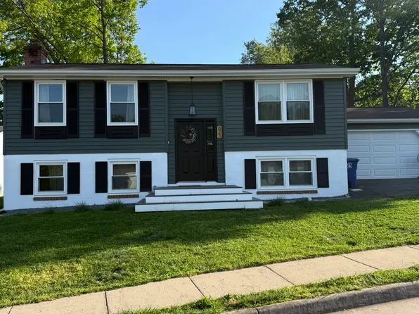 623 York Ln SE, Leesburg, VA 20175
