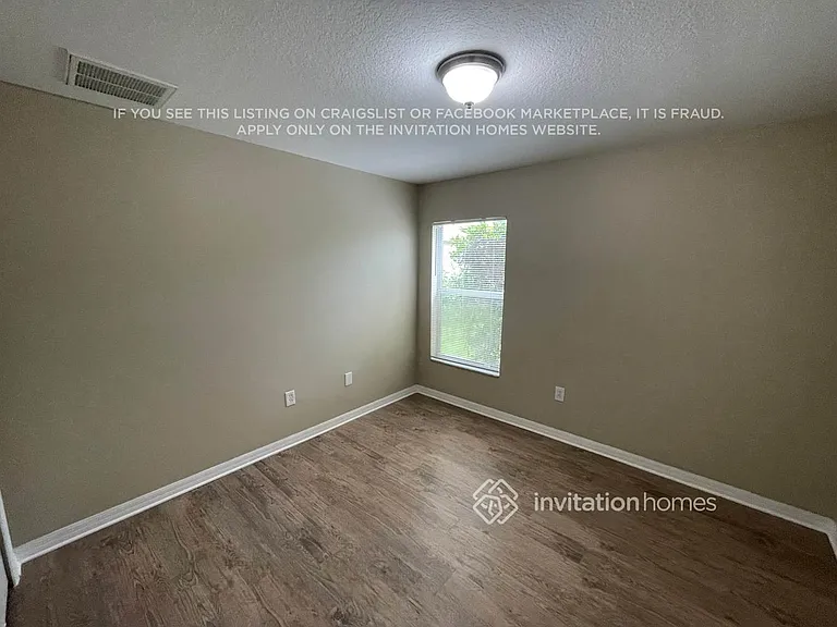 31530 Triborough Dr — Photo 12