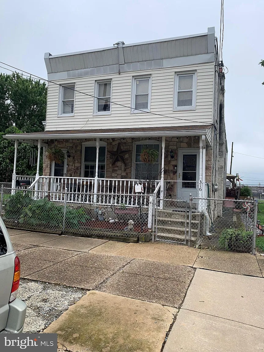 316 Market St photo 1