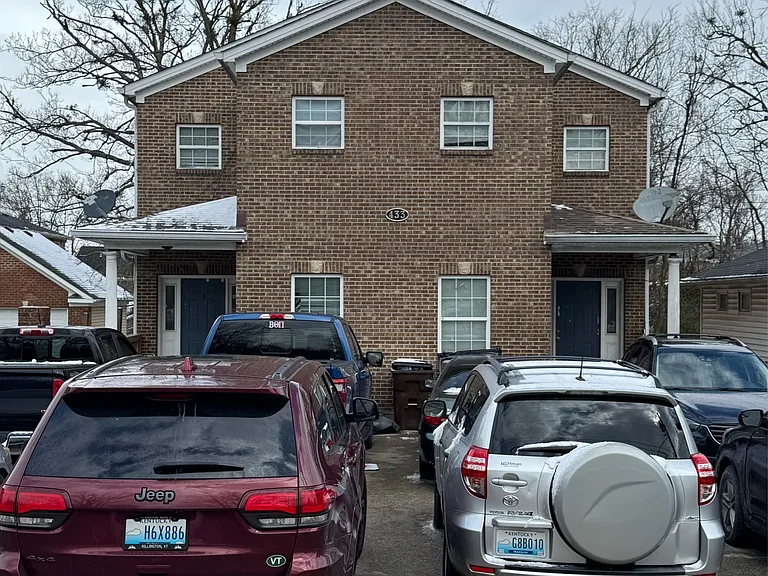 433 Oak St #3 — Photo 2