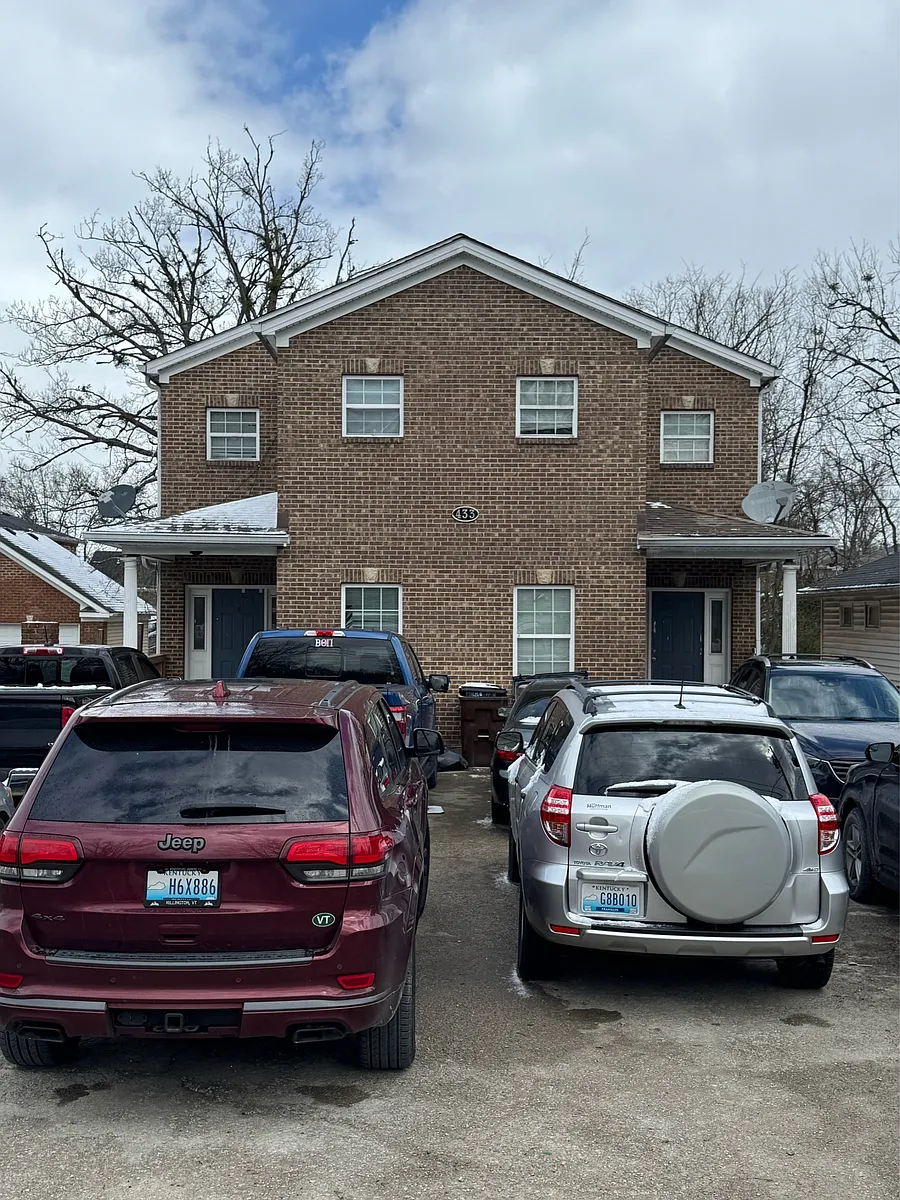 Building Photo - 433 Oak St #3