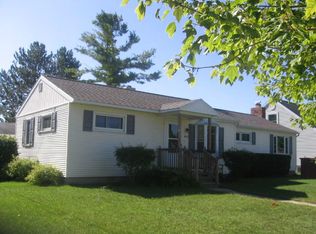 422 Clinton St, Alpena, MI 49707