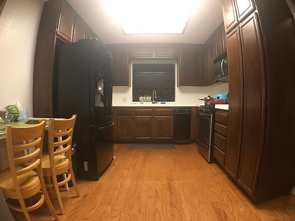 5th image of 7232 Kelvin Ave