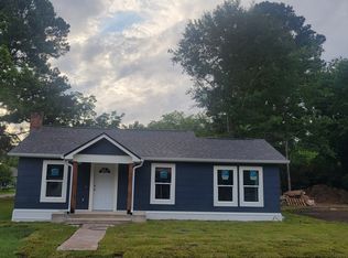 301 Hunter St, Arp, TX 75750