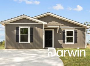 1111 E Birdsong St, Longview, TX 75602