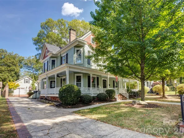 30 Georgia St NW, Concord, NC 28025