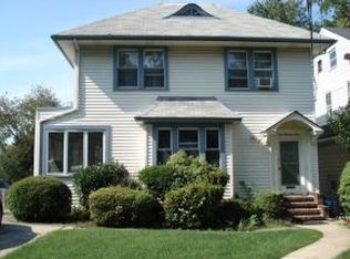 104 Manor Rd, Staten Island, NY 10310