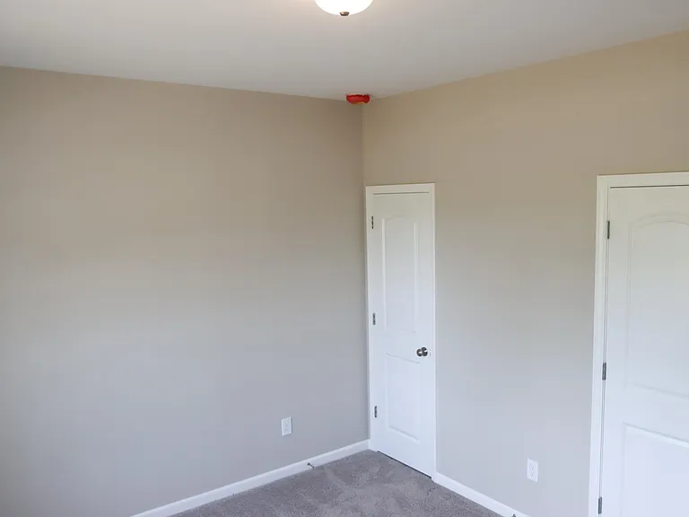 322 Briarwood Ln — Photo 20