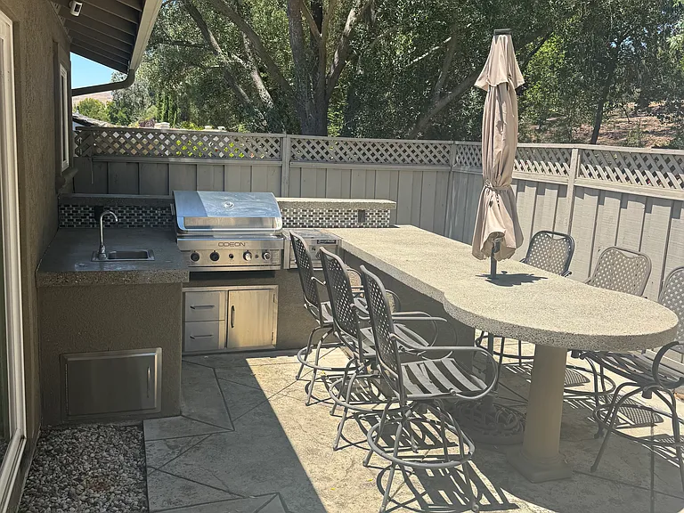 644 Saint George Rd — Photo 24