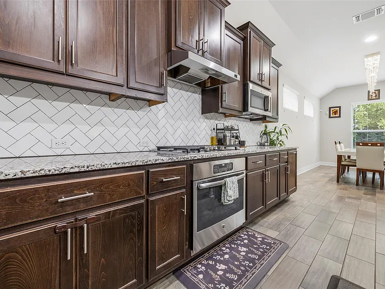 3013 Chalice Well Dr — Photo 21